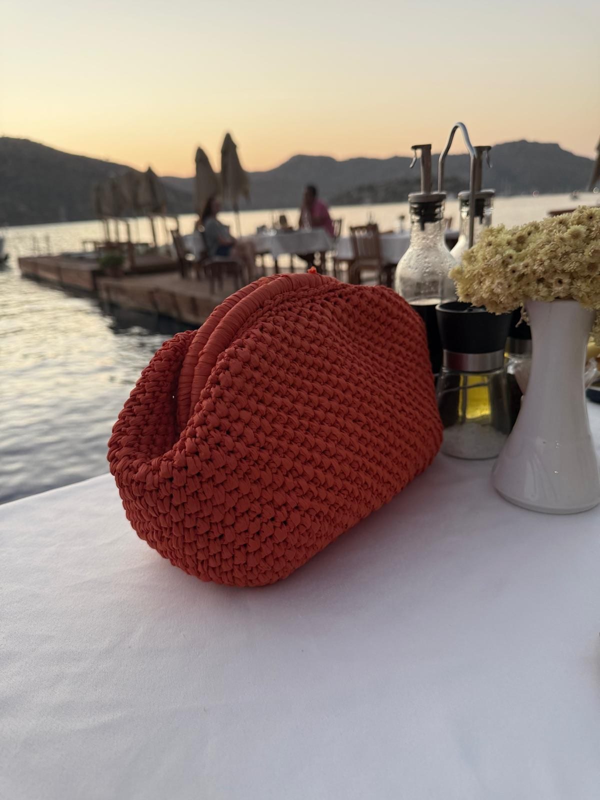 Kiremit Bulut Clutch